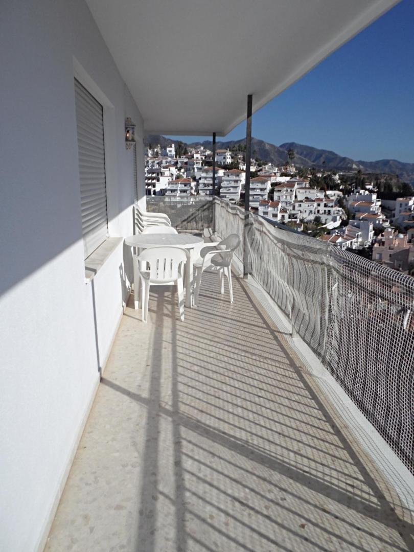 Aguamarina 12 Menyber Apartment Nerja Exterior photo