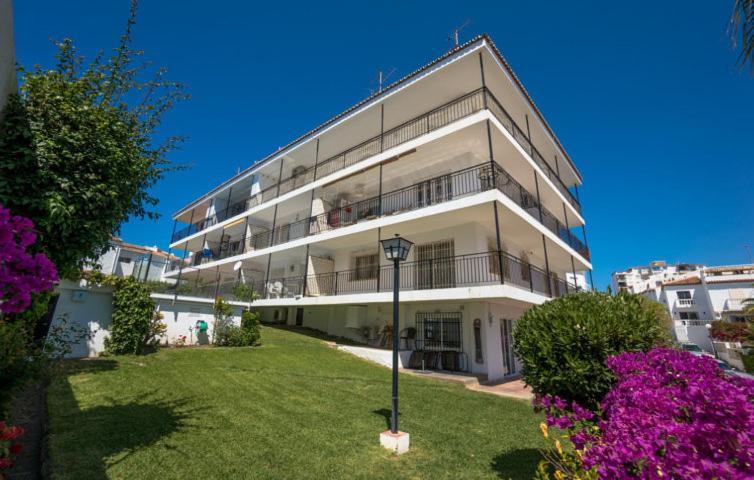 Aguamarina 12 Menyber Apartment Nerja Exterior photo